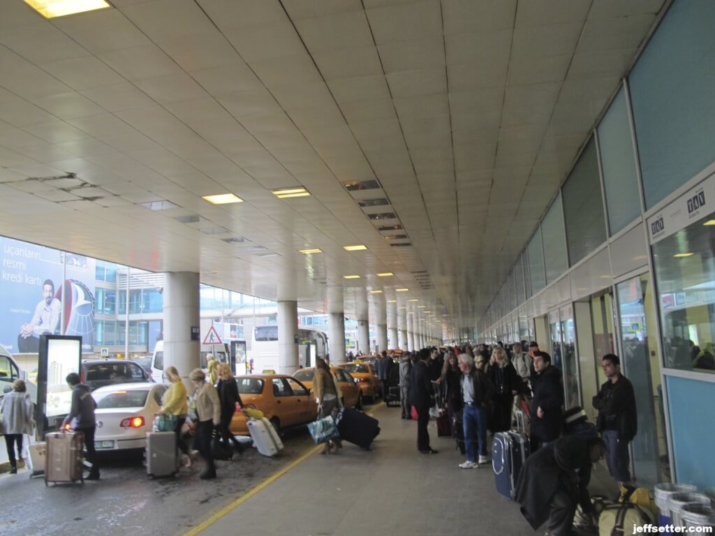 Arriving into the Chaos of Istanbul Ataturk Airport