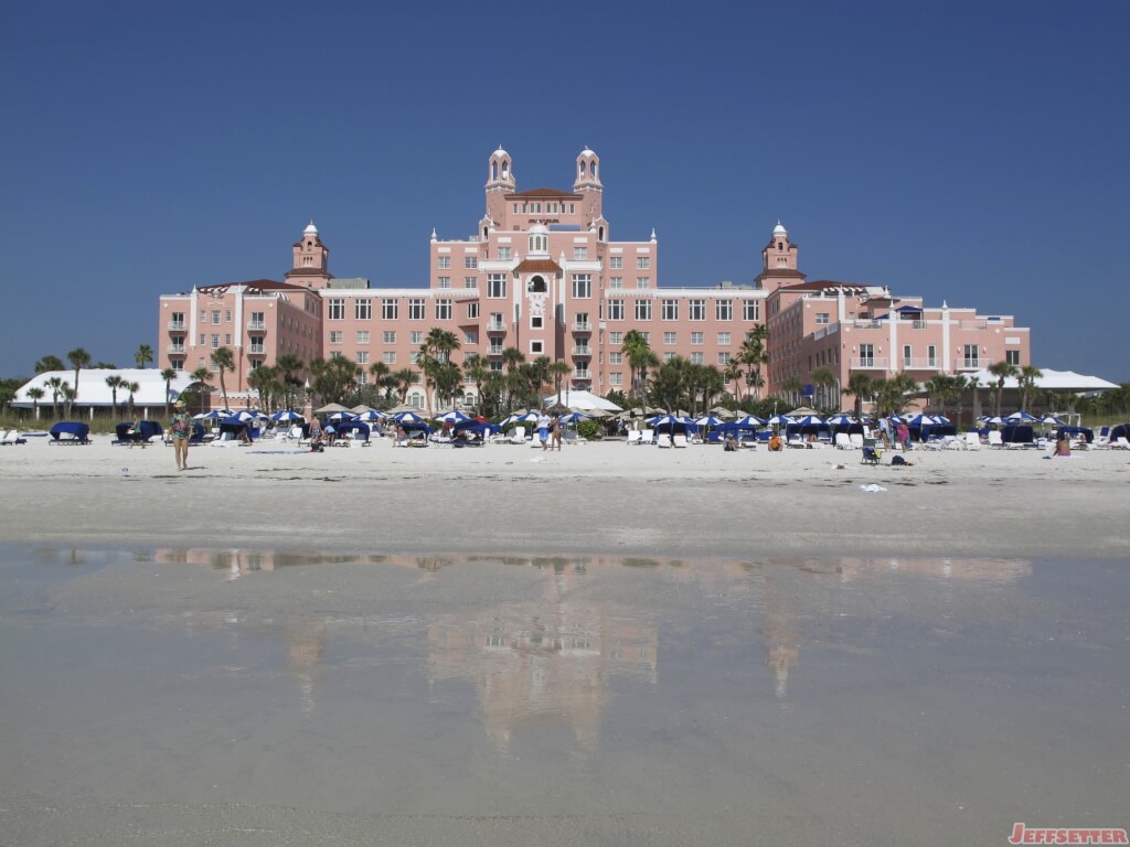 Friday Photo: Don Cesar Hotel in St. Petersburg, Florida