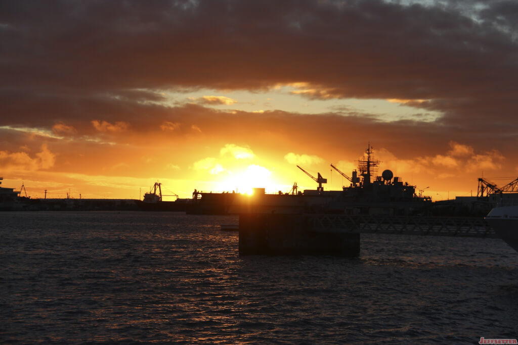 [Photo Friday] Tahitian Sunset on the Island of Moorea