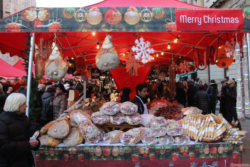 Photo of the Week: Christmas Markets in Milan