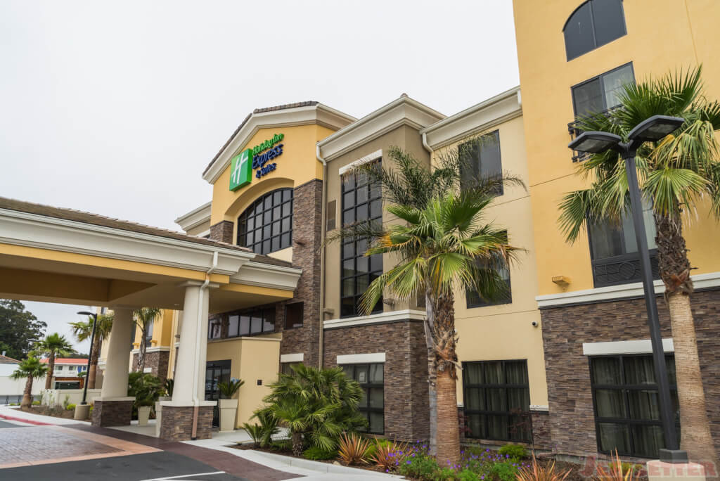 Holiday Inn Express Eureka-8