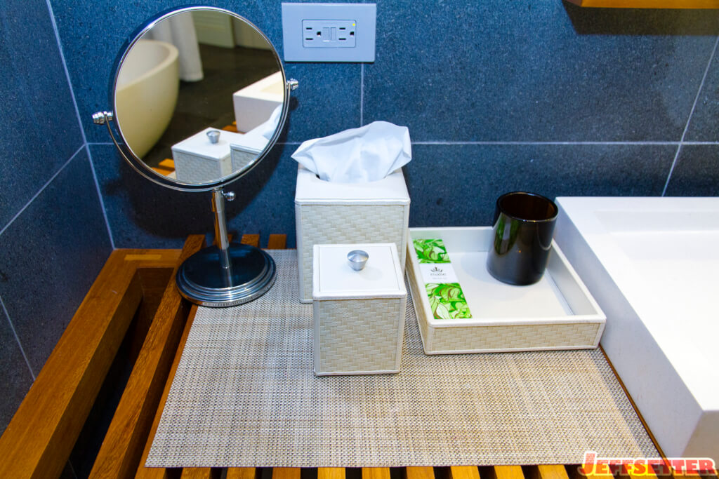 andaz-35