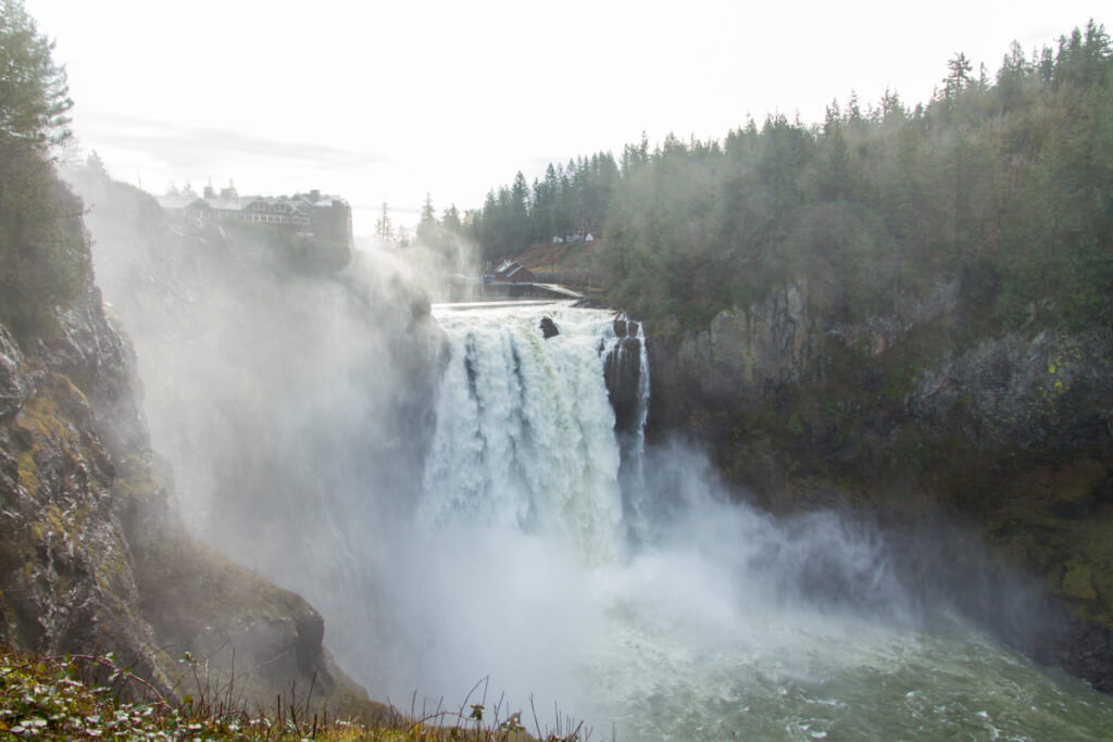 Review:  Snoqualmie Falls and Casino