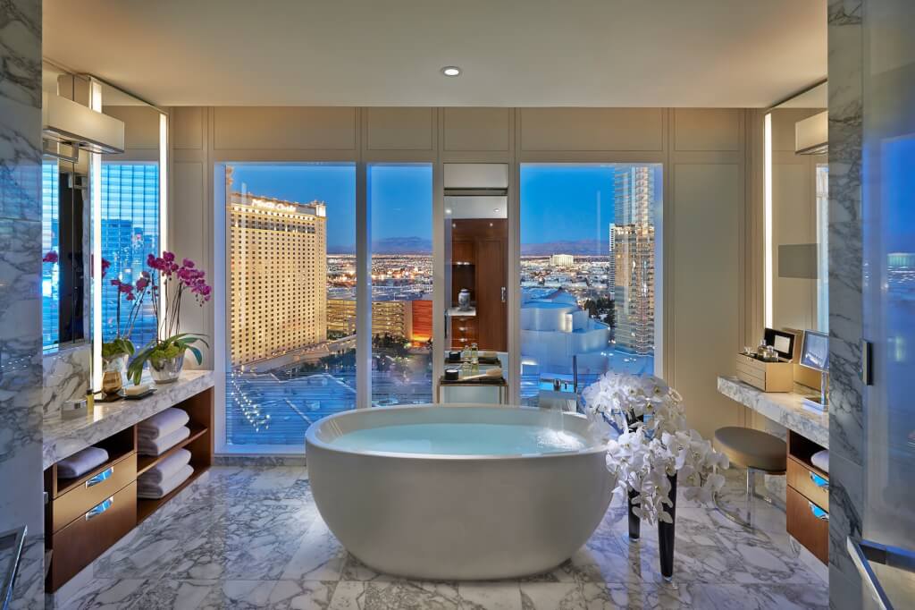 Mandarin Oriental Leaves Vegas, Returns to Hawaii