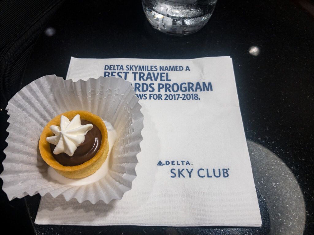 Delta Sky Club Honolulu