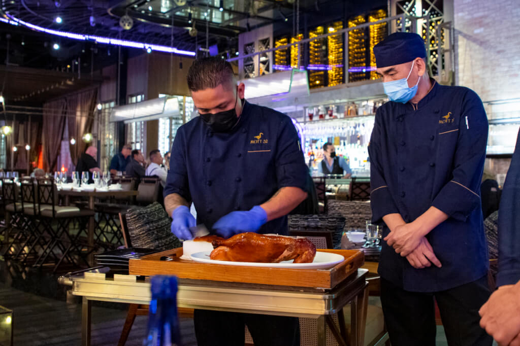 Review: Mott 32 Las Vegas