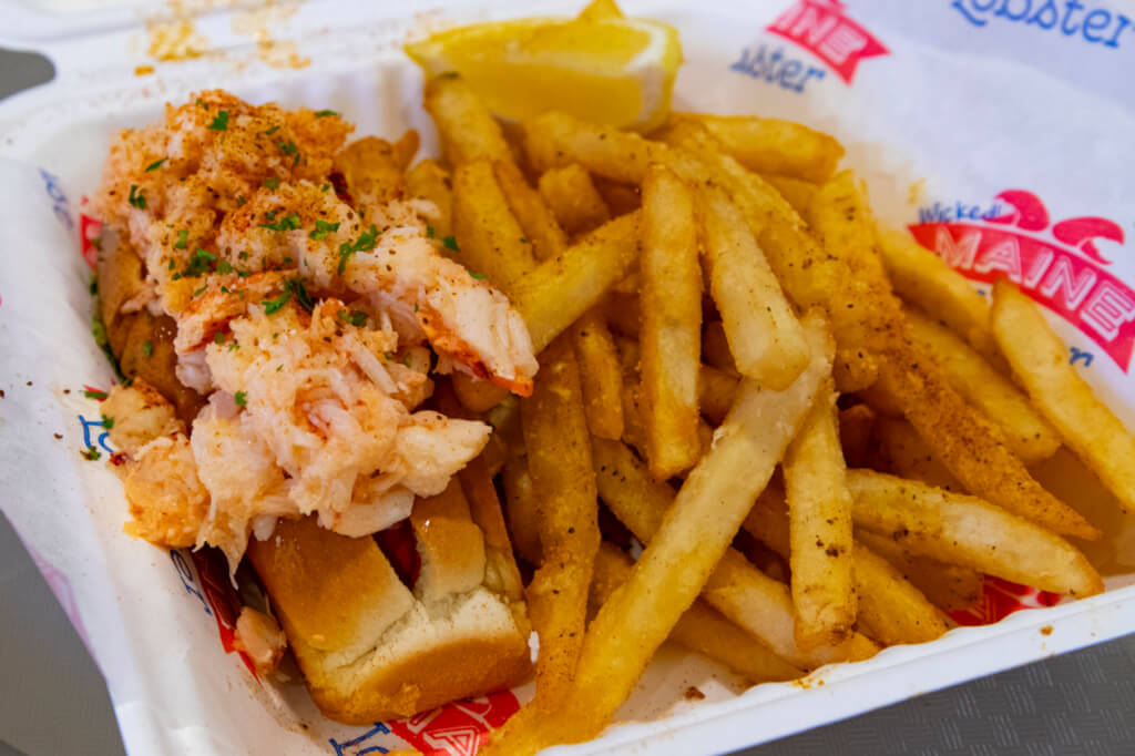 Review: Wicked Maine Lobster Waikiki
