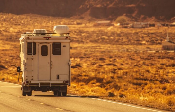 Camper Van vs Truck Camper (What's The Difference?)