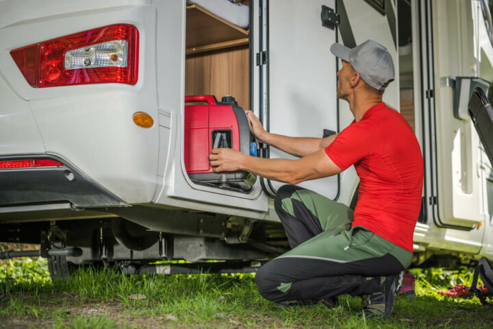 How to Power an RV Without a Generator
