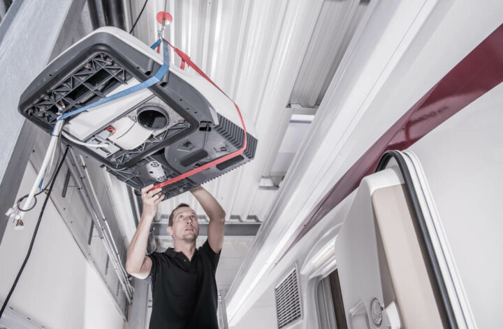 What Size Air Conditioner Do I Need for My RV? (Ultimate Guide)
