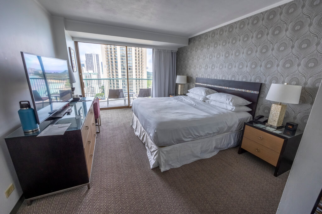 Ultimate Guide to Waikiki Marriotts - Sheraton Princess Kaiulani