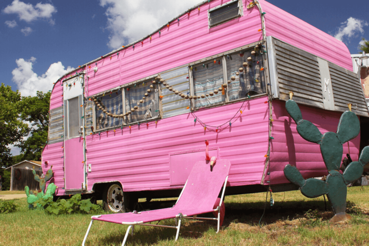 How Much Does It Cost To Paint An RV? (Cost Breakdown)