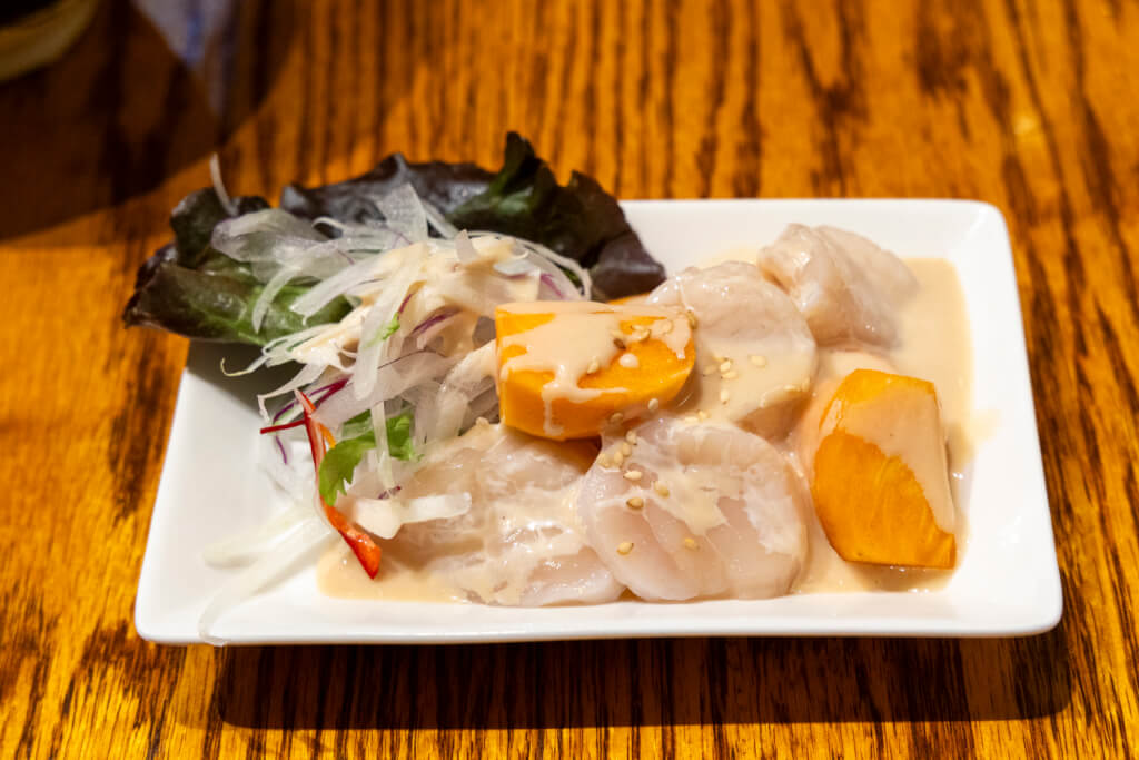 Sushi Izakaya Gaku scallops and persimmon